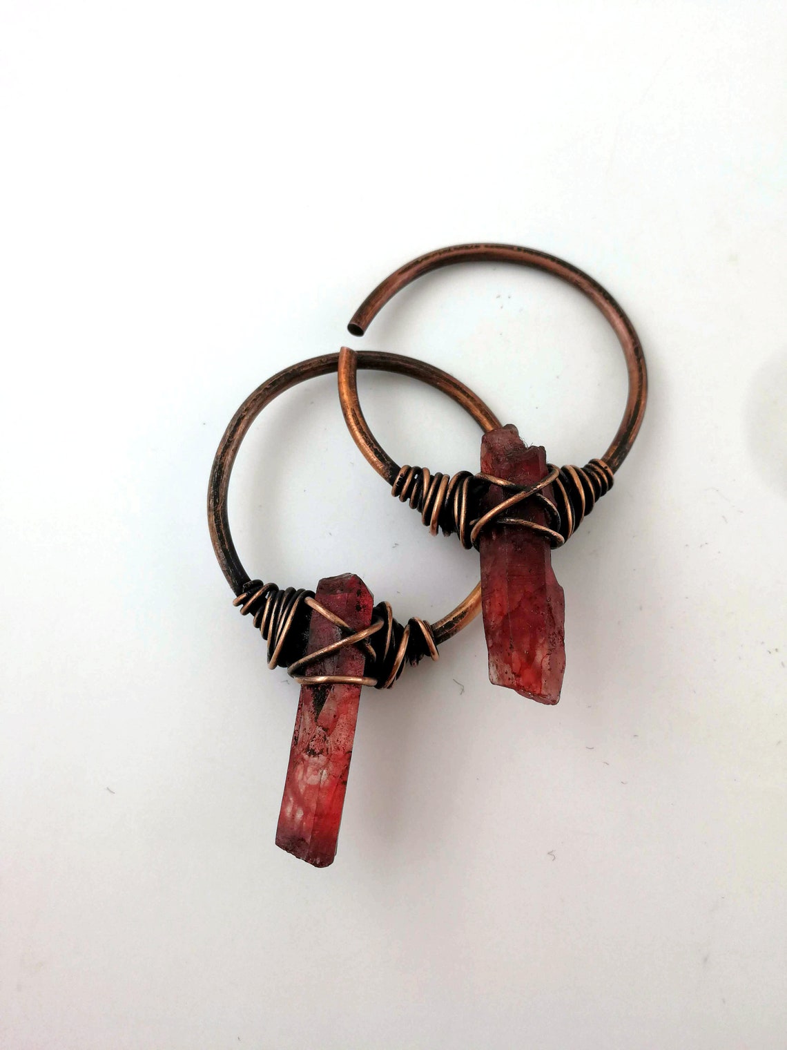10g Raw Red Stone Tunnel Earrings Ear Weights Etsy