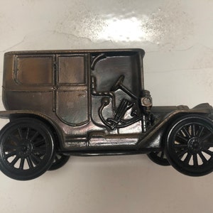 Vintage 1974 Banthrico 1908 Cadillac Coin Bank Classic Car Piggy Bank Still Bank made in Chicago USA Metal Coun Bank Accent Decororation