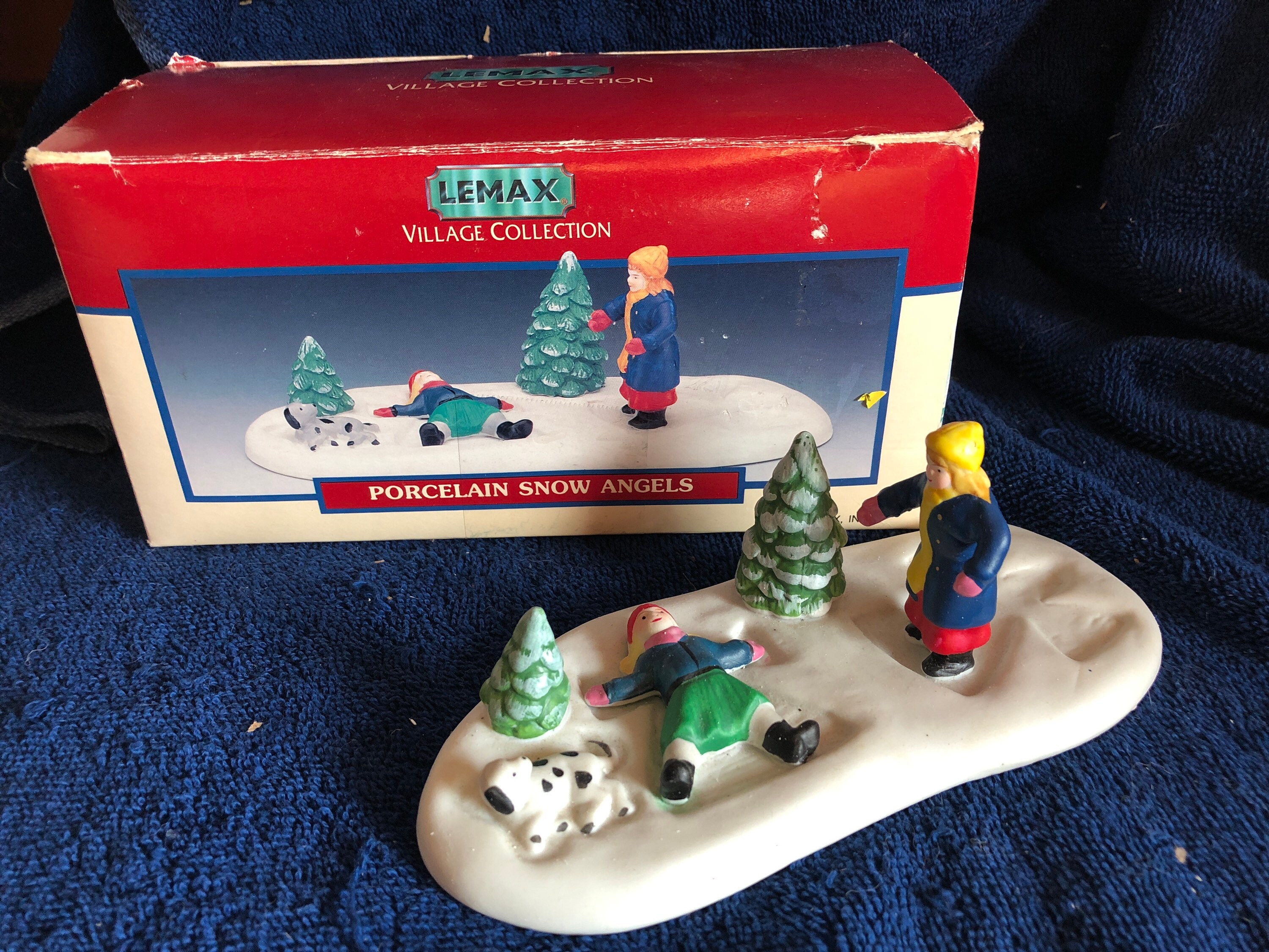 Christmas Village Accessory 