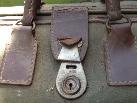 Military Field Medic Kit, Vintage US Army Nurse Medical Bag, WW I