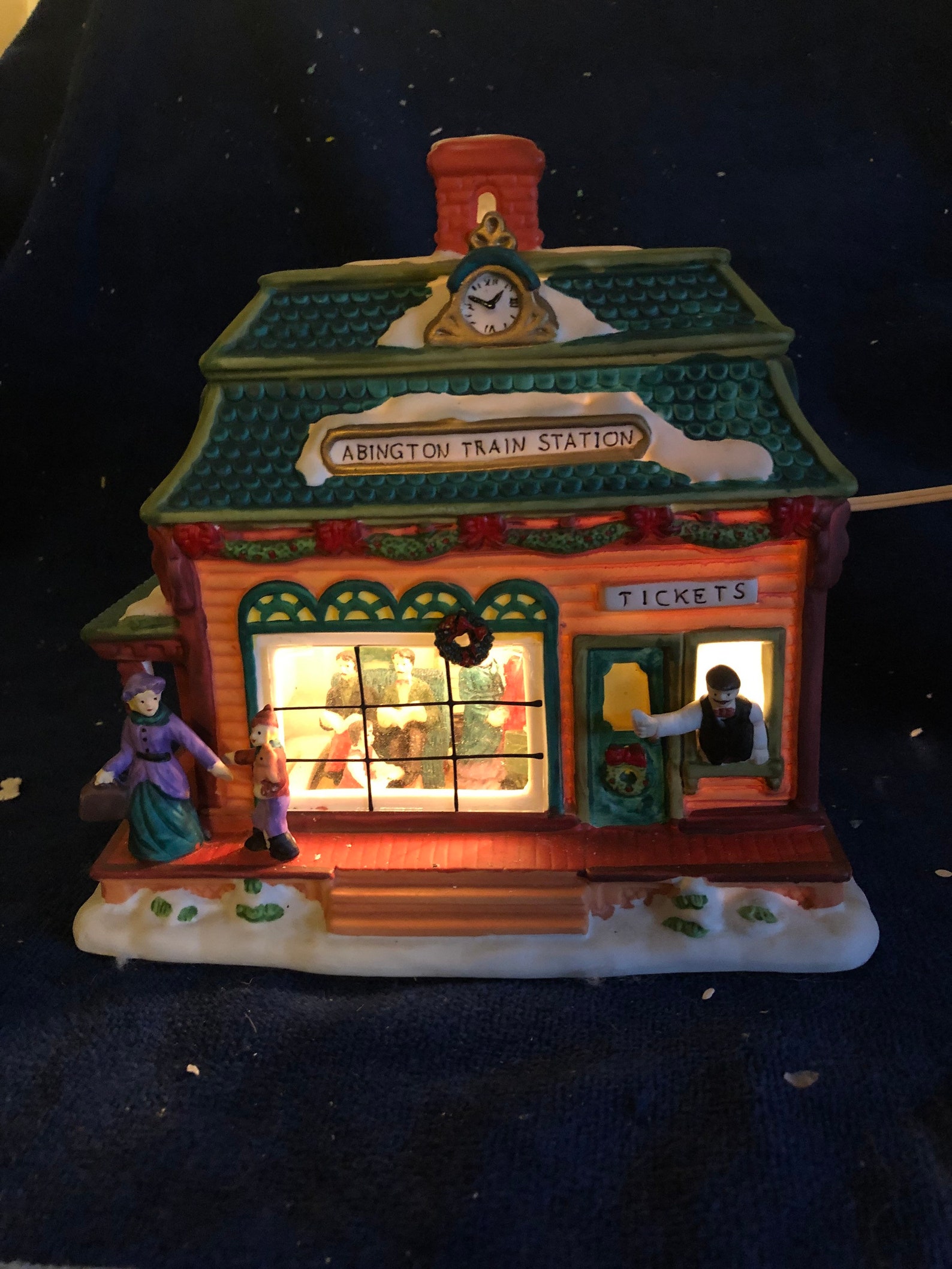 Victorian Village Christmas Collection 