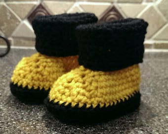 Baby Booties - Team Spirit Booties - Black and Gold Booties - 6 month size - Ready to Ship