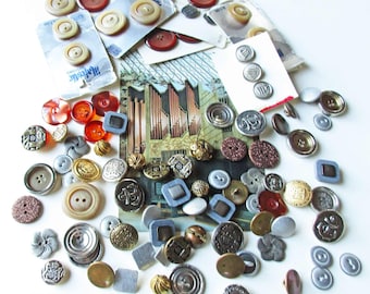 Mixed Metals Button Mix, 100+ Pieces: Gold/Silver/Copper Toned Vintage Buttons; Glitter, Boats, Flowers; Buttons on Cards