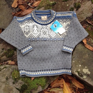 Grey Dale of Norway children&#39;s sweater, made in Norway size 6