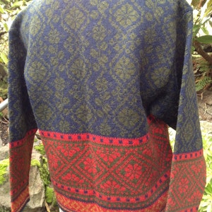 Skjaevelan of Norway Wool Jacquard Cardigan Sweater Blue Red Olive Gold sz XS image 4