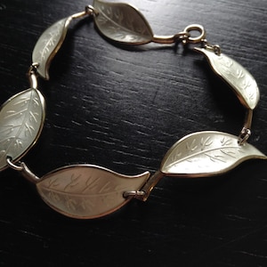 Vintage 1950&#39;s David Andersen silver and white enamel leaf bracelet, made in Norway