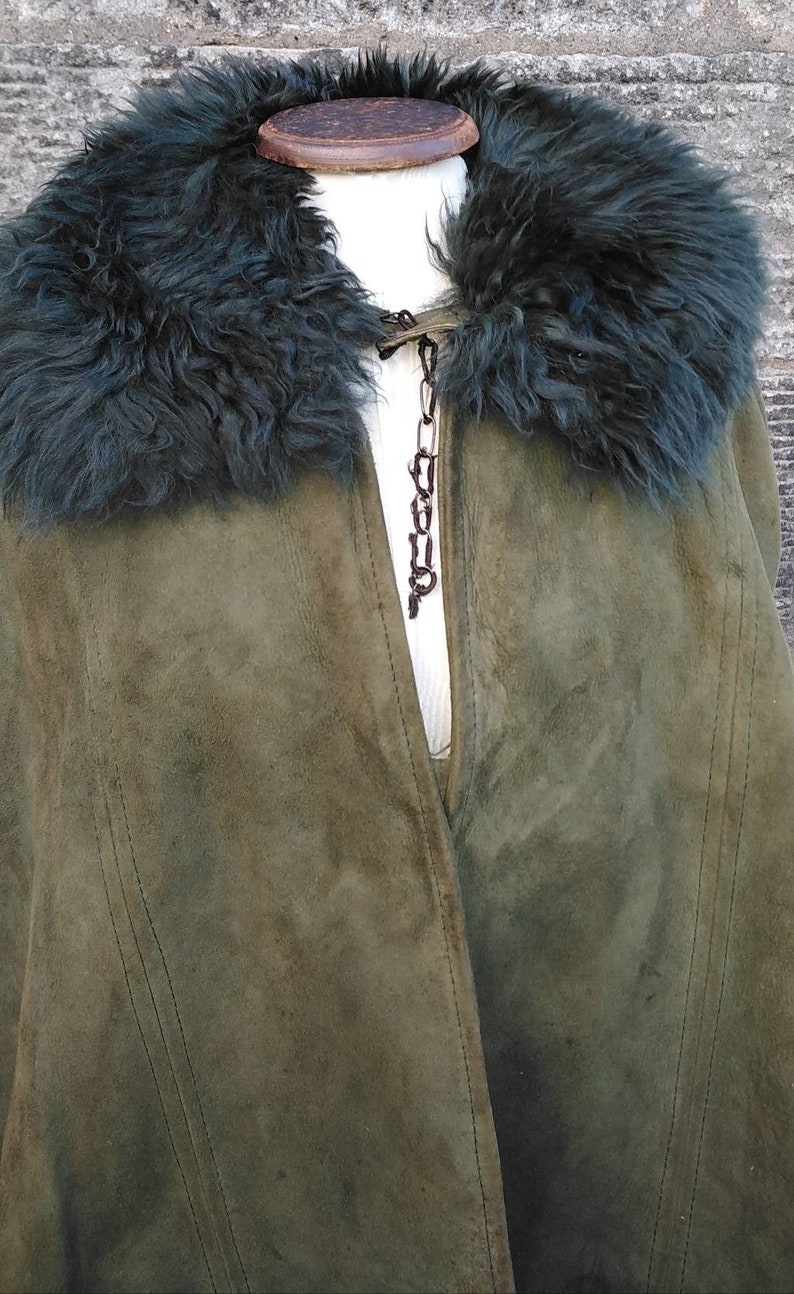 Vintage 60s Green Suede and Faux Fur Cape image 2