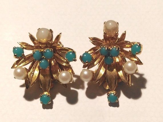 Vintage 60s Designer Christian Dior Clip-on Earrin