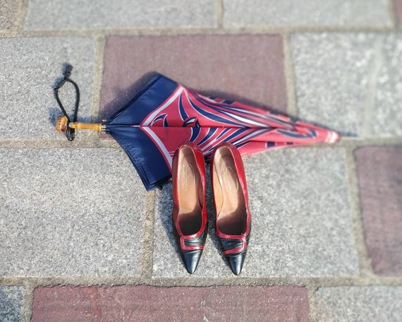 Vintage 60s Candy Apple Red and Navy Winklepicker