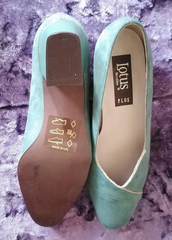 Vintage 80s Aqua Suede Court Shoes - image 5