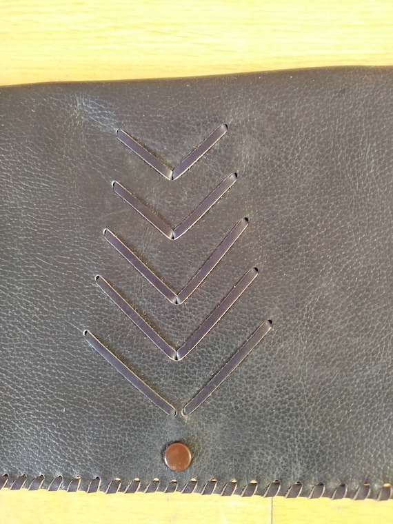 Vintage Navy Leather Chevron Design Clutch Bag/Wa… - image 2