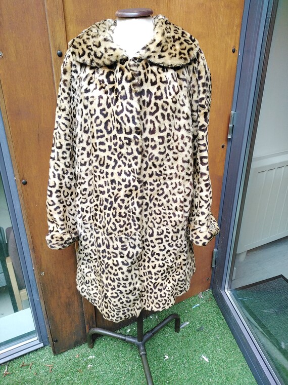 Vintage 50s Leopard Print Swing Coat