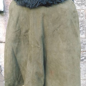 Vintage 60s Green Suede and Faux Fur Cape image 4