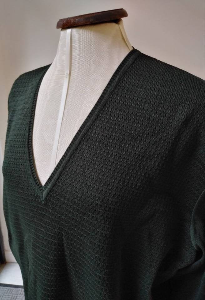 Image of Vintage 60S Bottle Green Waffle V Neck Jumper