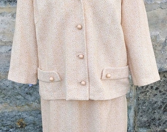 Vintage 60s/70s Prova Courtelle Mottled Cream Buttermilk Skirt Suit