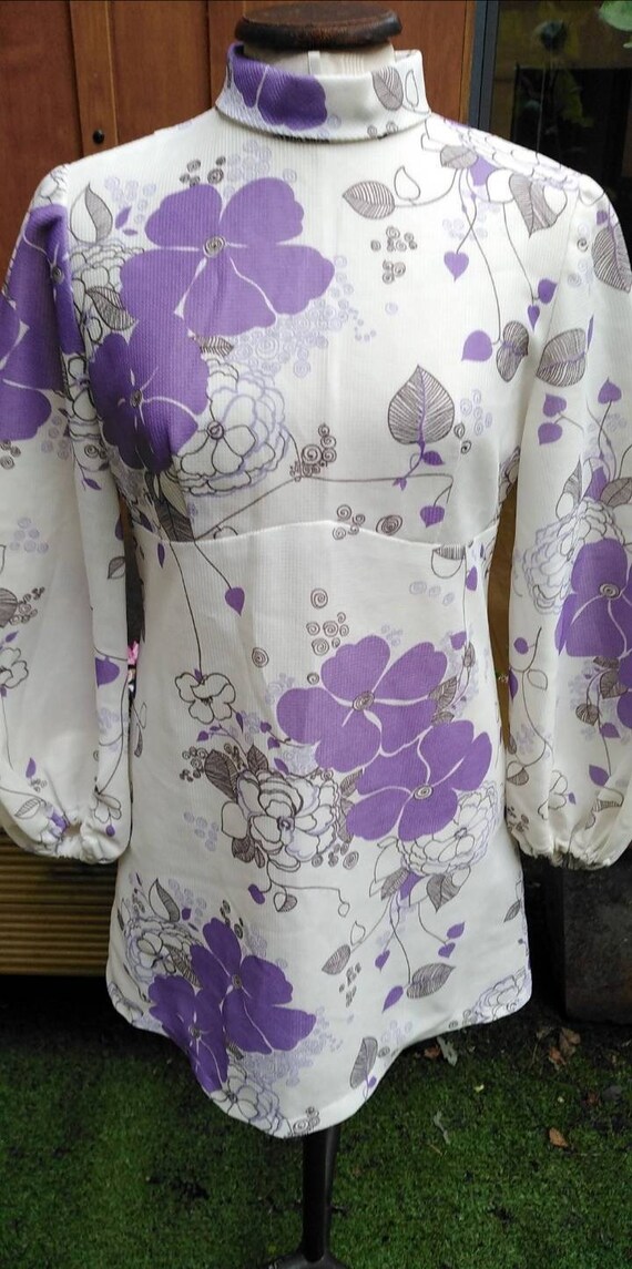 Vintage 60s Purple and White Balloon Sleeve Dress