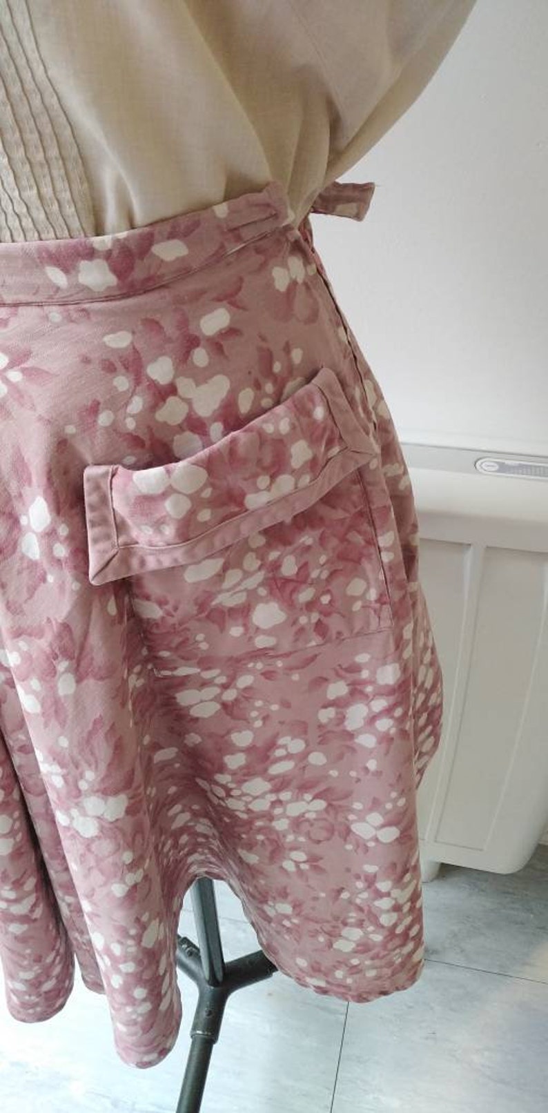 Vintage Rare 50s Novelty Print Inverted Pleat Skirt