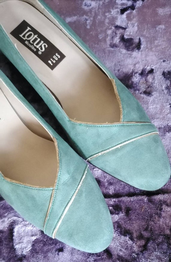 Vintage 80s Aqua Suede Court Shoes - image 2