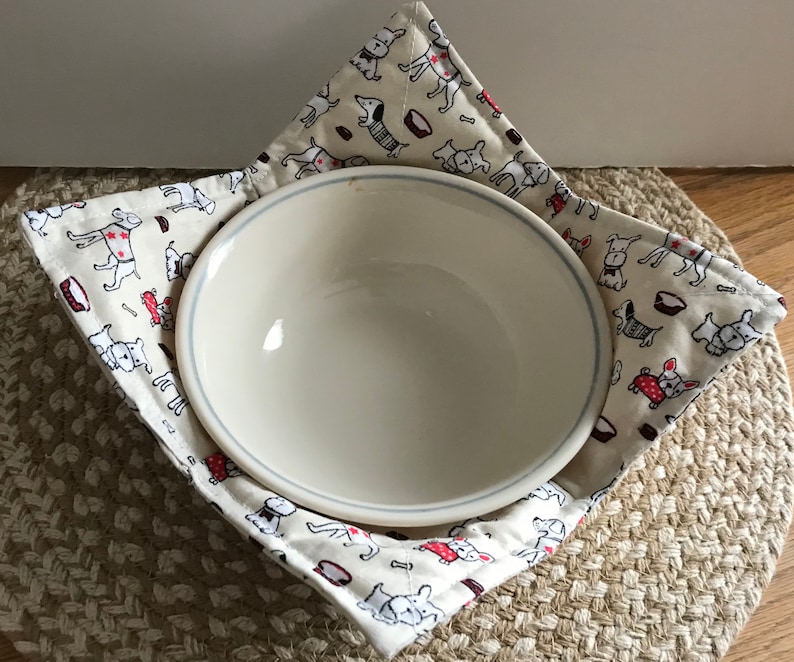 Gifts under 10 dollars Reversible Tiny Puppies Cream Microwave Bowl Cozy Table Protector Microwave Pad,Cold Food Cozy all cotton