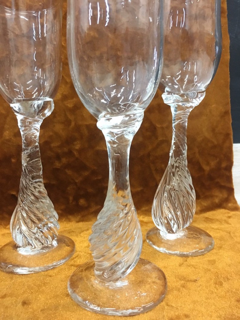 Drew Smith Hand Blown Art Glass Wine Glasses Etsy