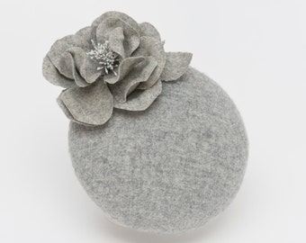 Grey fascinator hat headpiece wedding bridesmaid ascot races goodwood boho vintage hippie flowers unique