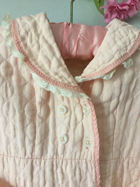 1940s quilted dressing gown pale pink child’s nigh