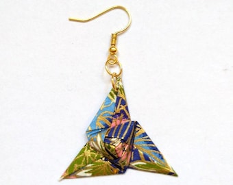 Pendientes de origami en forma de triángulo