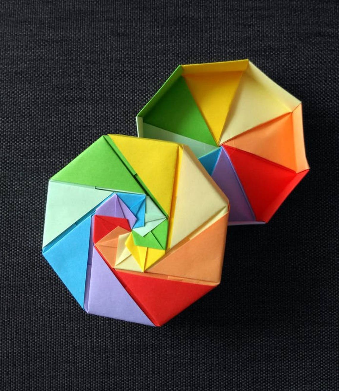Origami Octagon Box (16 Square Papers) - Etsy