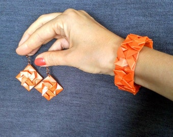 Origami Wind Mill Bracelet (from one piece of paper)