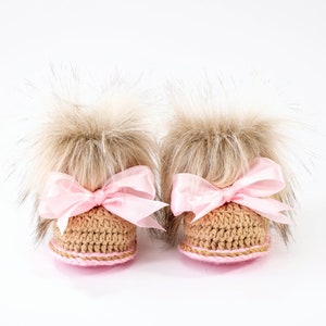 Gold and pink Baby girl Faux fur Booties with bows, Crochet baby booties, Newborn girl winter shoes, Baby girl gift, Preemie girl booties image 1