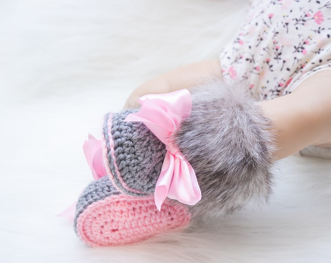 Gray and pink fur booties, Newborn girl shoes, Preemie girl shoes, Crochet slippers, Baby girl gift, Baby girl shoes, Baby girl boots, Uggs