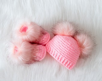 Pink Newborn girl booties and hat set, Fur double pom hat and booties, Crochet baby girl set, baby girl clothes winter, preemie girl clothes