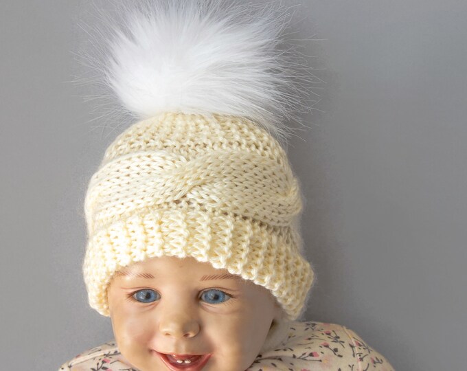 Cream hand knitted hat with faux fur pom pom, Teen-adult hat, Baby hat, Toddler hat, Winter hat, Gender neutral hat, Newborn hat, Unisex hat