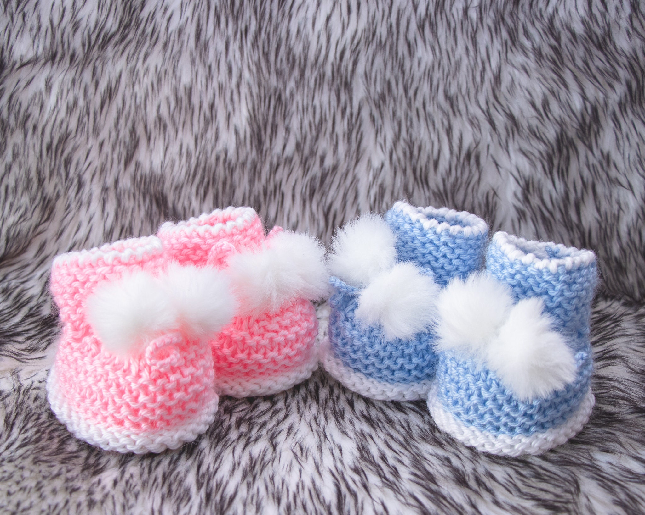 baby pom pom booties