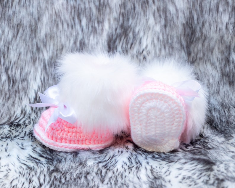 Pink Baby bow booties, Crochet Baby booties, Fur Booties, Baby girl Winter boots, Newborn girl Booties, Preemie girl booties, Bow baby shoes image 8