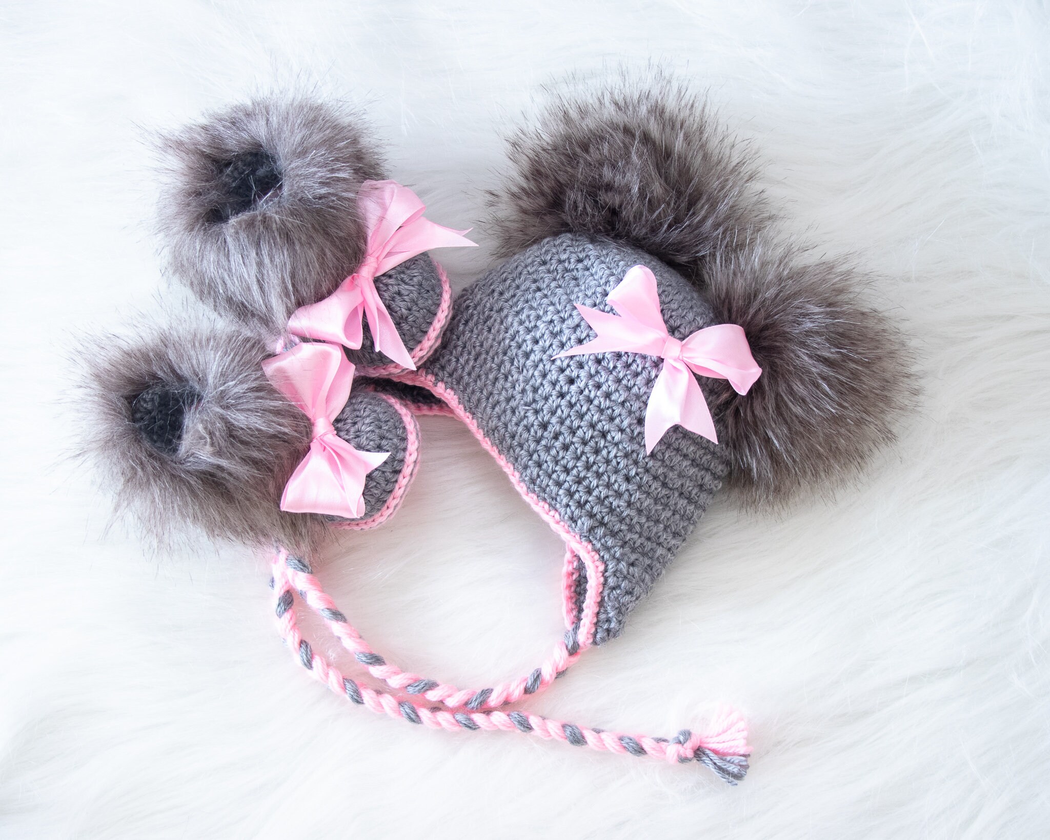 Double Pom Pom Hat And Fur Booties With Bows Baby Girl Fur Hat And Booty Baby Clothes Winter Baby Girl Gift Preemie Girl Clothes
