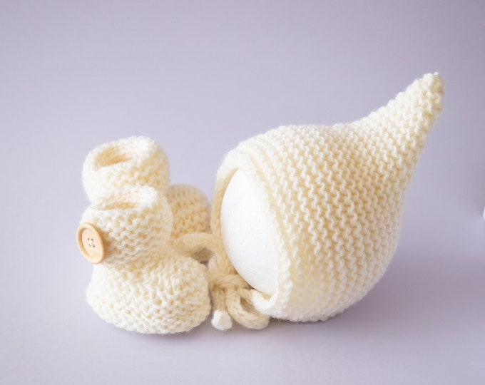 Cream hand knitted Baby Pixie Hat, Baby button boots, Baby bonnet and booties, Baby shower gift, Infant booties, Infant hat, Preemie outfit