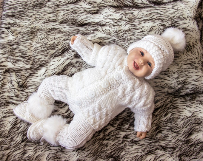 Coming home outfit - Hand knitted baby clothes - Newborn coming home outfit - Knitted baby set - Gender neutral baby clothes - White outfit