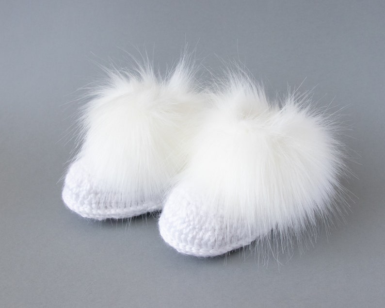 White hat and bootie set, Double pom pom hat, Faux fur booties, Unisex baby gift, Gender neutral baby winter outfit, Sizes up to 24 months image 2