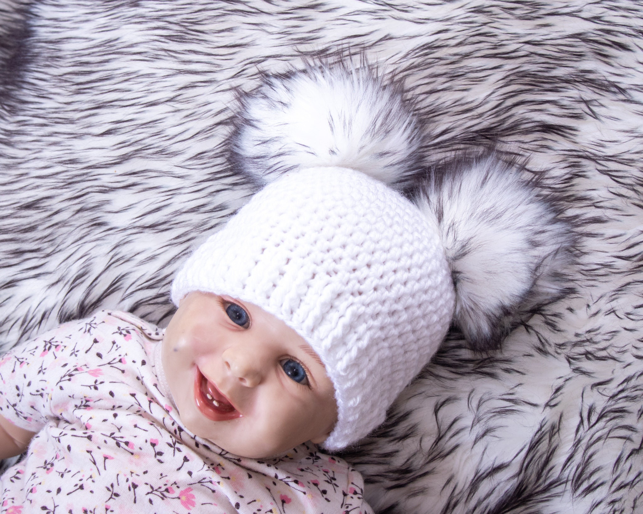 White double pom pom beanie, Faux Fur pom pom beanie, Toddler Pom hat, Gender neutral baby hat White double pom pom beanie, Faux Fur pom pom beanie, Toddler Pom hat, Gender neutral baby hat