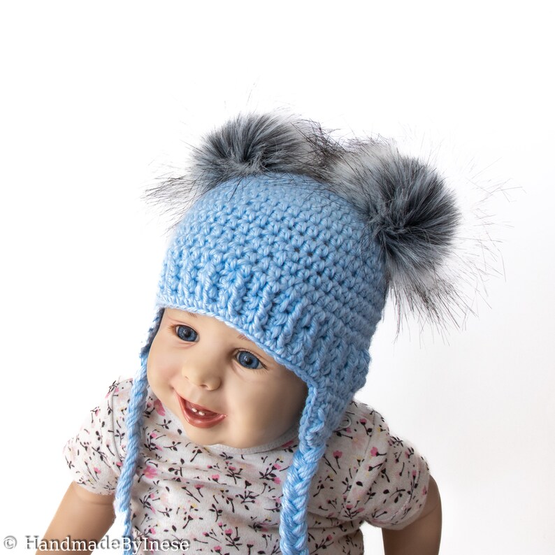 Baby boy Double pom hat and booties, Handmade Baby boy outfit, Newborn winter outfit, Fur booties, Double pom pom hat image 10
