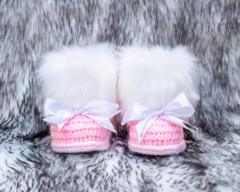 Pink Baby bow booties, Crochet Baby booties, Fur Booties, Baby girl Winter boots, Newborn girl Booties, Preemie girl booties, Bow baby shoes image 7