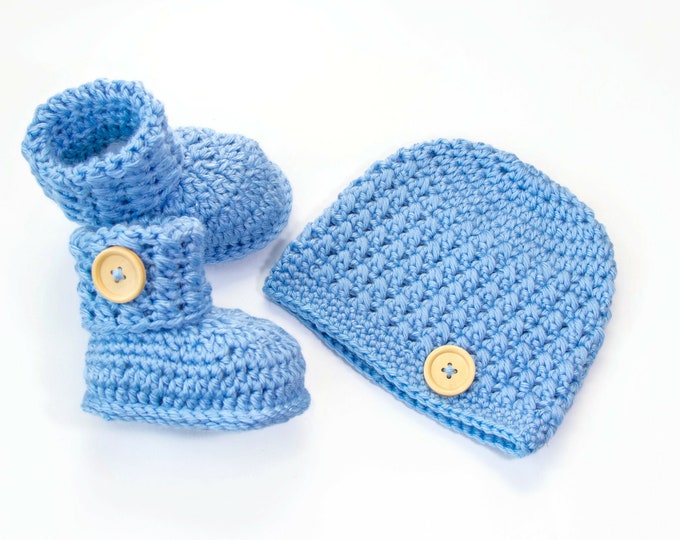 Baby boy hat and booties set, Blue booties and beanie, Crochet baby beanie and booties, Baby Boy outfit set, Newborn boy set, Baby boy gift