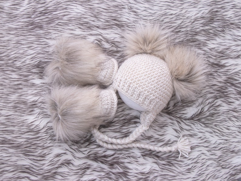Double pom hat and booties, Beige Booties and hat, Handmade Baby Double pom hat and booties, Beige Booties and hat, Handmade Baby