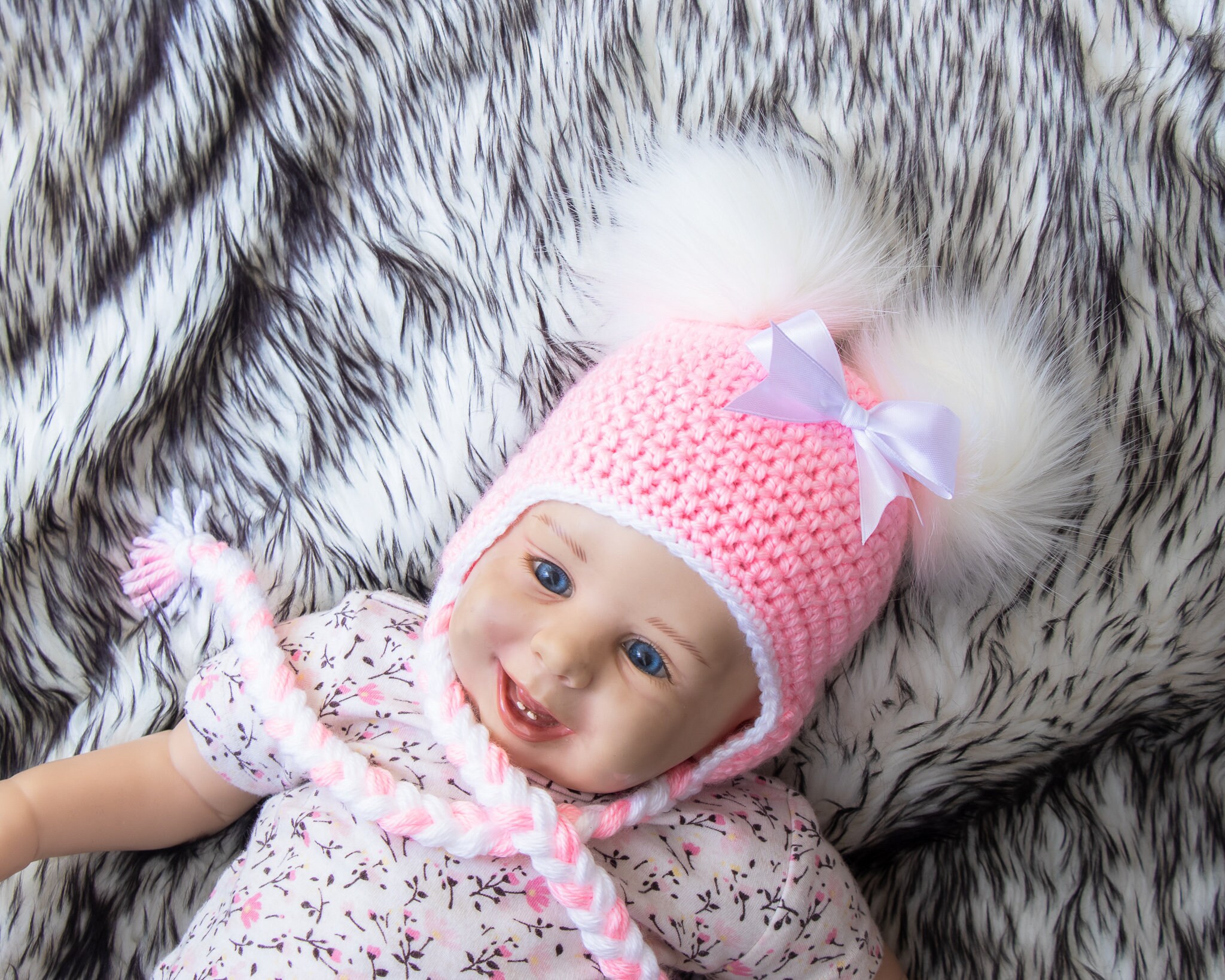 Newborn  Hand Knitted Baby Girl's Pink  Beanie Hat With Double Satin Bow 