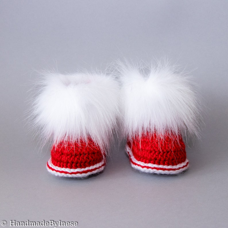 Baby first christmas booties, Crochet baby booties, Baby winter boots, Newborn booties, Preemie shoes, Faux fur booties, Baby crib shoes Preemie US kids'