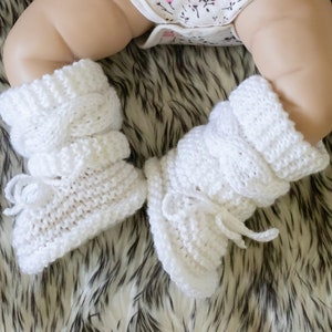 Hand knit White baby boots, Cable knitted Baby booties, Gender neutral baby booties, Newborns booties, White booties, Baby winter boots image 1