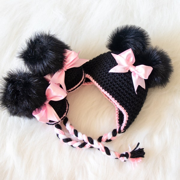 Disney Minnie Mouse hat and booties set, Baby girl booties, Newborn girl booties, Baby girl bow hat, baby girl outfit, Disney Mouse outfit