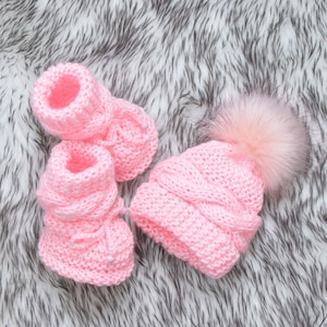 Pink Baby Booties and hat, Knitted Baby Hat, Knitted Baby Booties, Baby girl outfit, Baby girl booties, Baby girl beanie, Baby girl gift 0-3 months US kids' numeric