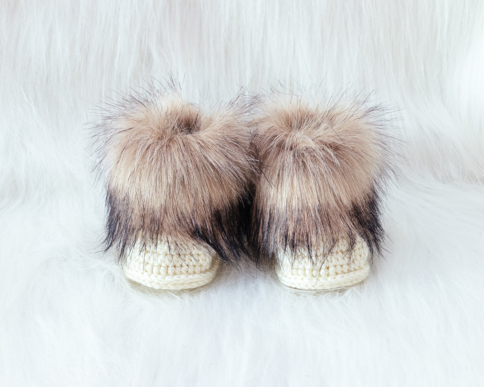 neutral baby shoes